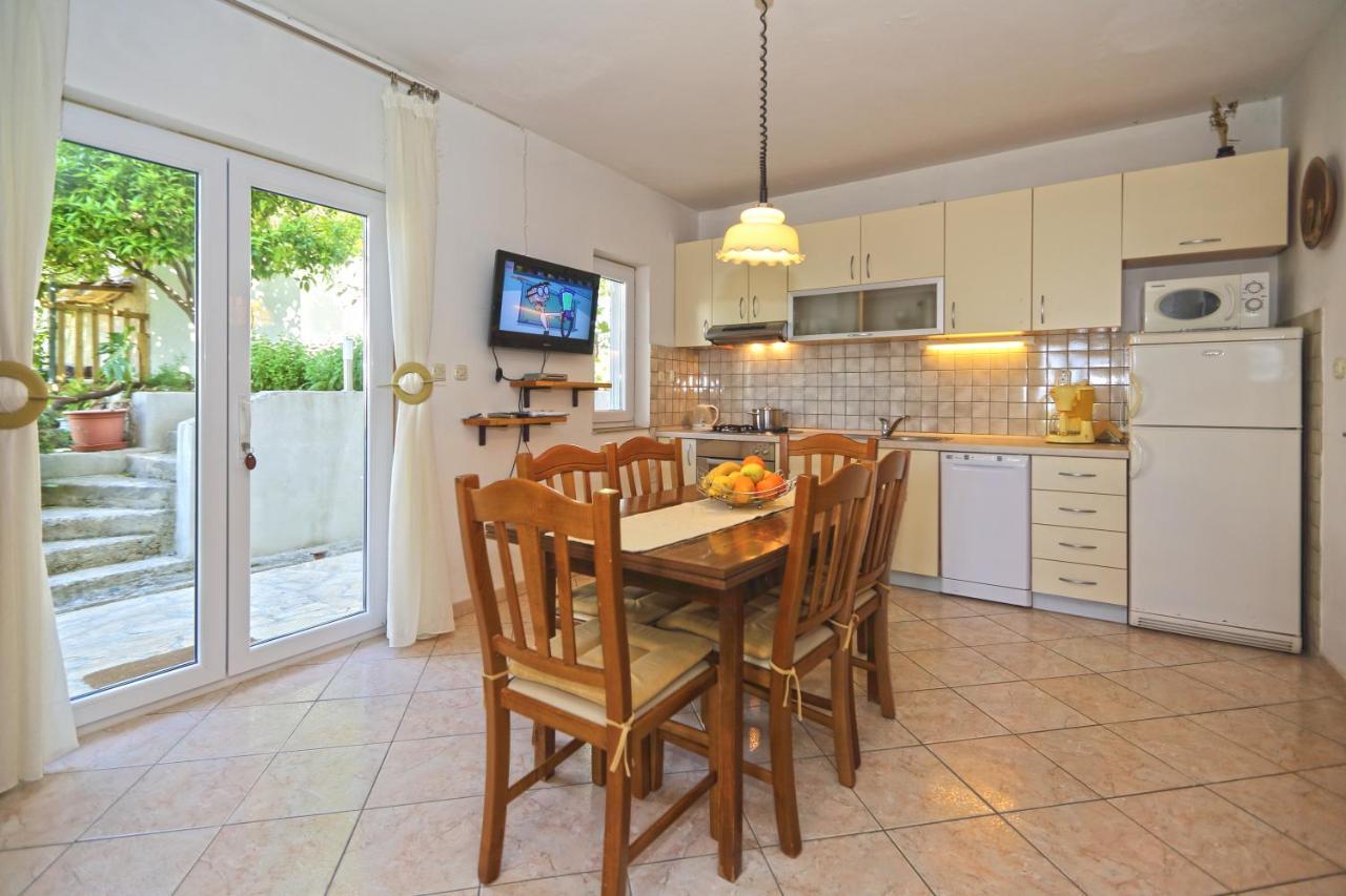 Apartment Stefani Χβαρ Εξωτερικό φωτογραφία
